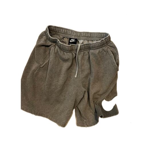 Nike Big Swoosh Gray SweatShorts Mens M - Picture 1 of 3